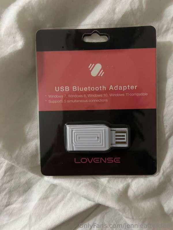 GUESS WHAT CAME IN THE MAIL?!?! 👀 The wireless adapter is he..