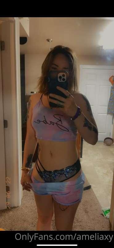 Pretty new panties 🦋