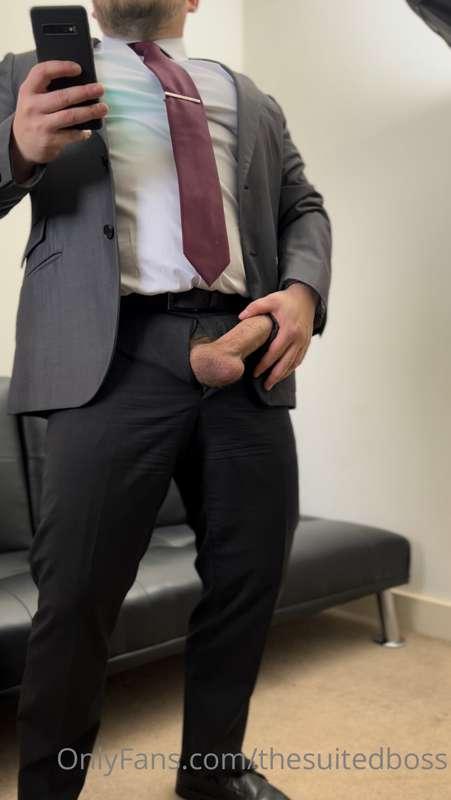thesuitedboss image #4