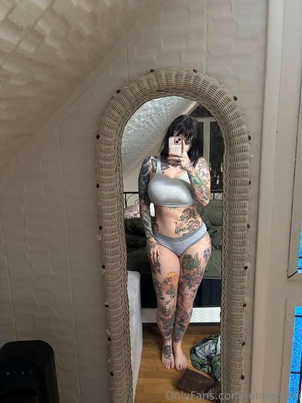 2 for 1 in ur dms daddy 😘