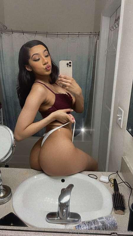 badgalkate image #0