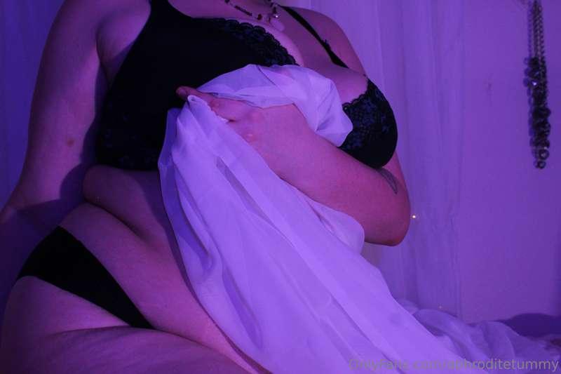 aphroditetummy image #1