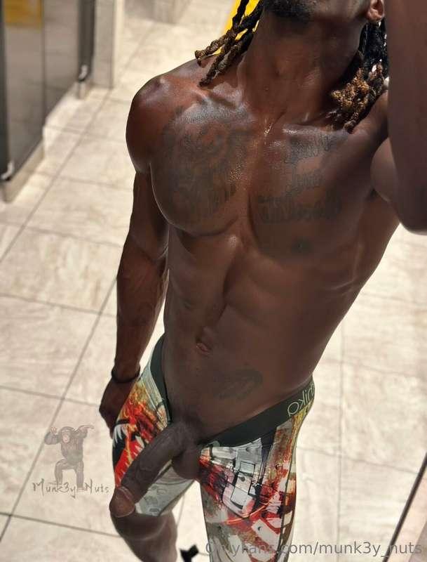 Who cum’n to suck my dick real quick ⁉️ Sneaky Link 🔗