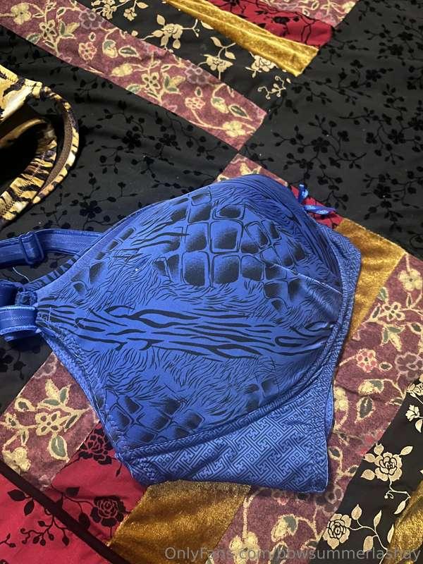 Good morning sure I have bras and panties for sale. Each one..