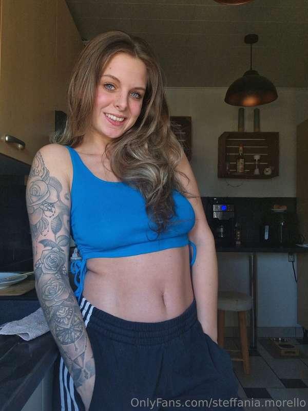 Ich hätte Lust auf einen heißen Chat am Morgen 😈😍 Machst du ..