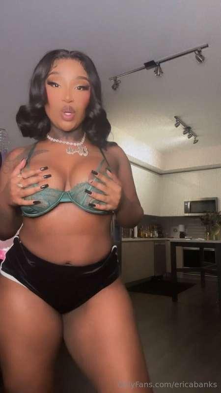 Get enough fruit in ur diet? Want to taste my melons? 😋 Hit ..