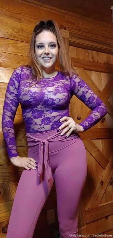 Beauty with a booty & a busty lace top
