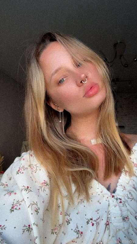 ☝️😮Open the message you got from me now 🎀 and get your gift 🎁 