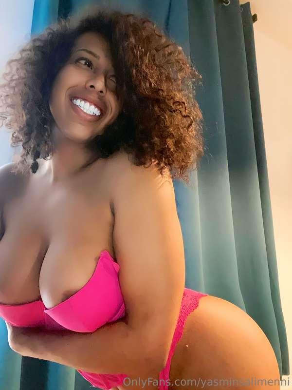 Do you want to know how I fuck my males? Send me a dm now I'..