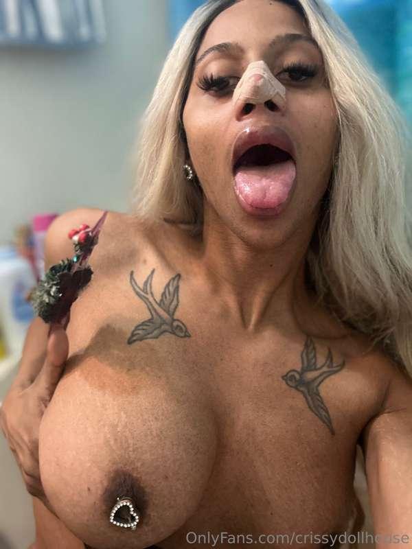 Craving dick🤷🏽‍♀️