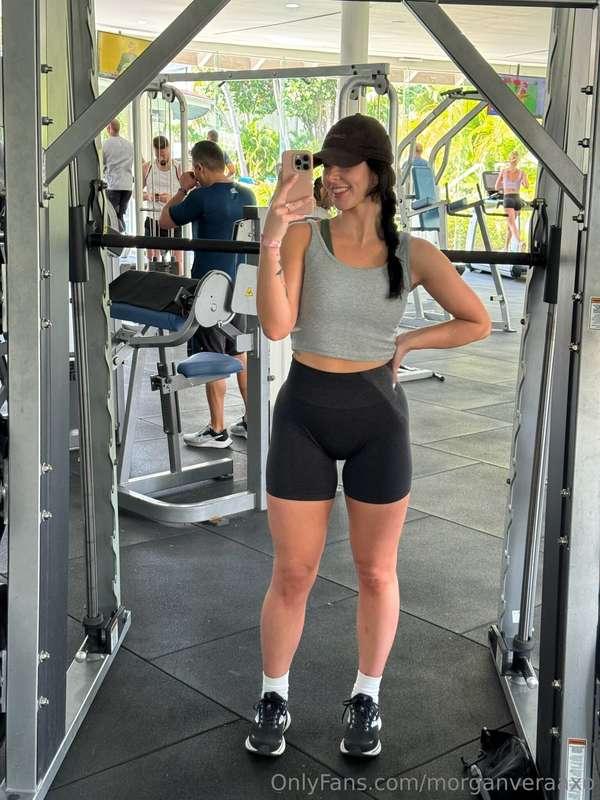 morganveraaxo main image