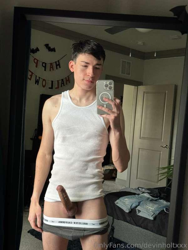 gm cutie, let's go back to bed 😈