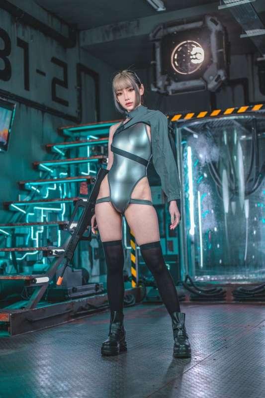 Cyberpunk Swimsuit set is March Tier 4 set 1!