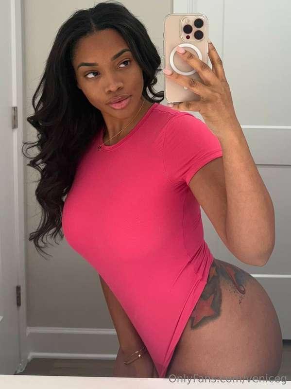 🥰 💕 🍑 🫦