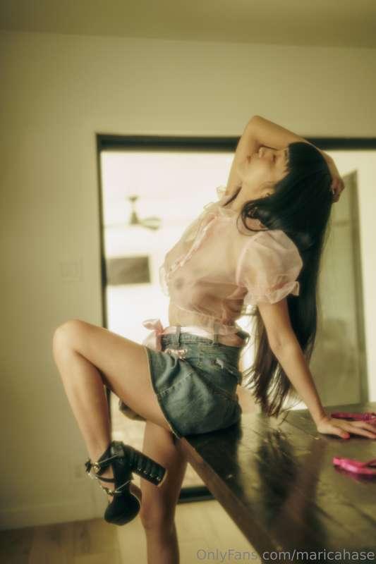 Wanna play the seduction game with me baby? DM me now, waiti..