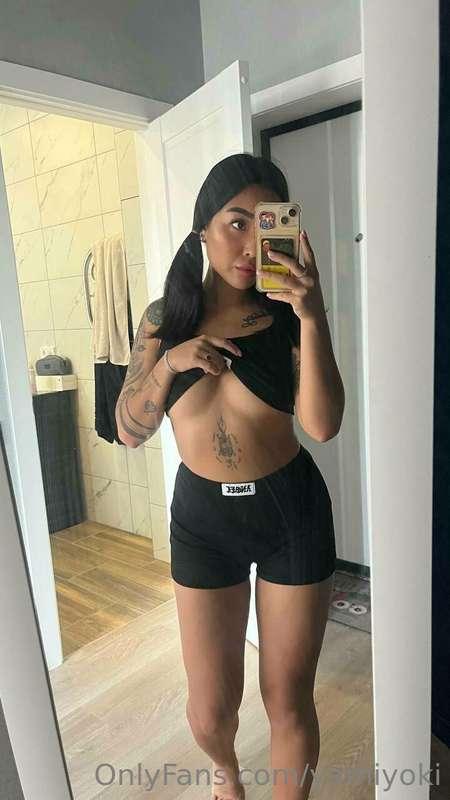 TIP THESE JUICY TITS FOR $10 AND I WILL MAKE YOUR MIND BLOW ..