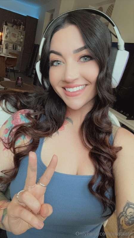Live on Twitch right now after taking a year off!! Come hang..