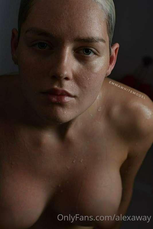 ## 💃𝙎𝙀𝙓𝙔 𝘾𝙃𝙀𝙀𝙍𝙇𝙀𝘼𝘿𝙀𝙍 𝙀𝙈𝙈𝘼😈
## 💦💦 @emmawhitemodel 💦💦
## 💦💦 @e..
