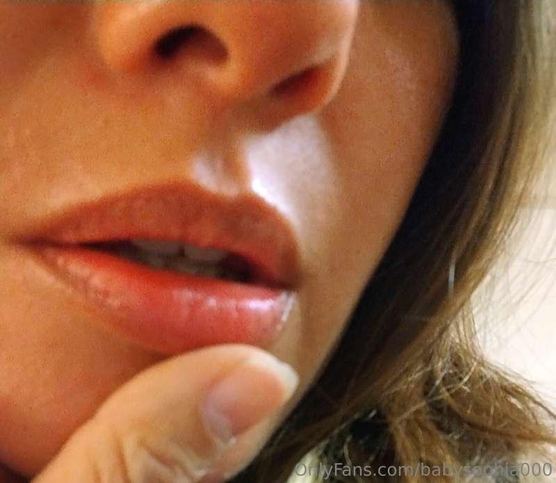 Lips, lips 💋 😈