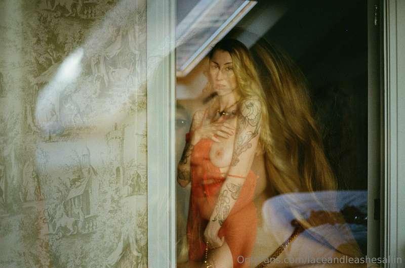 laceandleashesallin image #9
