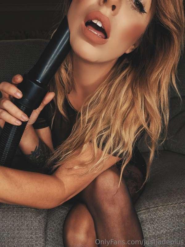 justjadeplus image #0