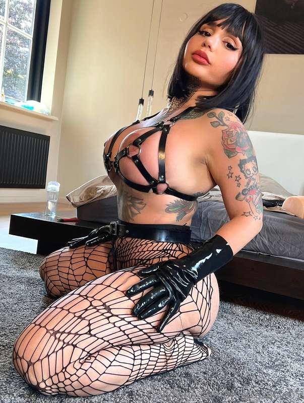 Want to order a custom video of me wearing this outfit? 😈