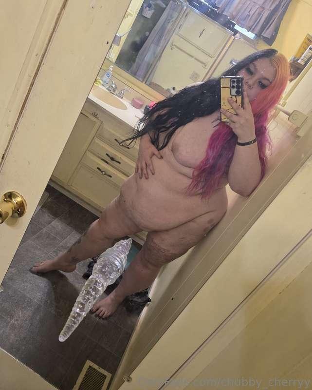 Mirror selfie 😈
