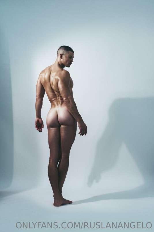 BY ERIC MONTERROSA MADRID