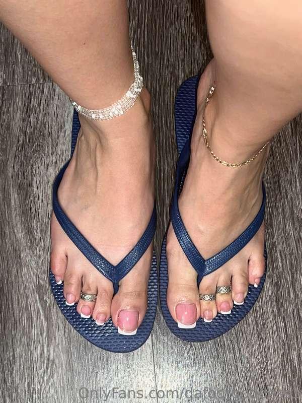 dafootgoddess1 main image