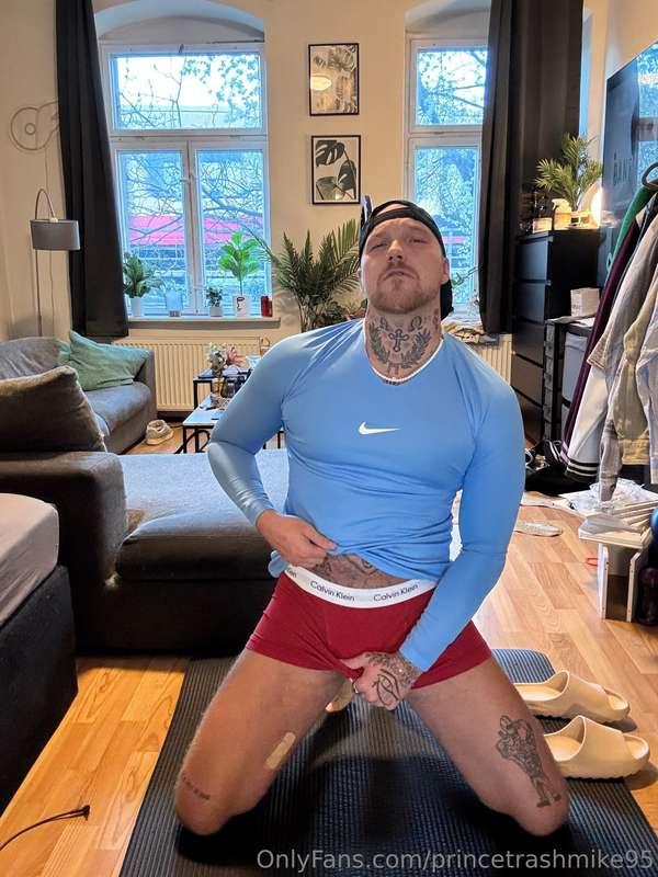 Eigentlich wollte ich ein workout machen, aber ich bin keine..