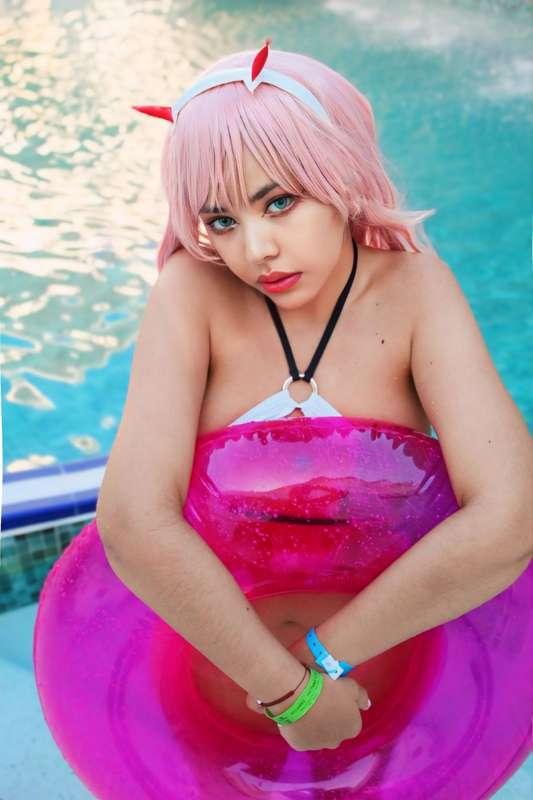 zero two pool