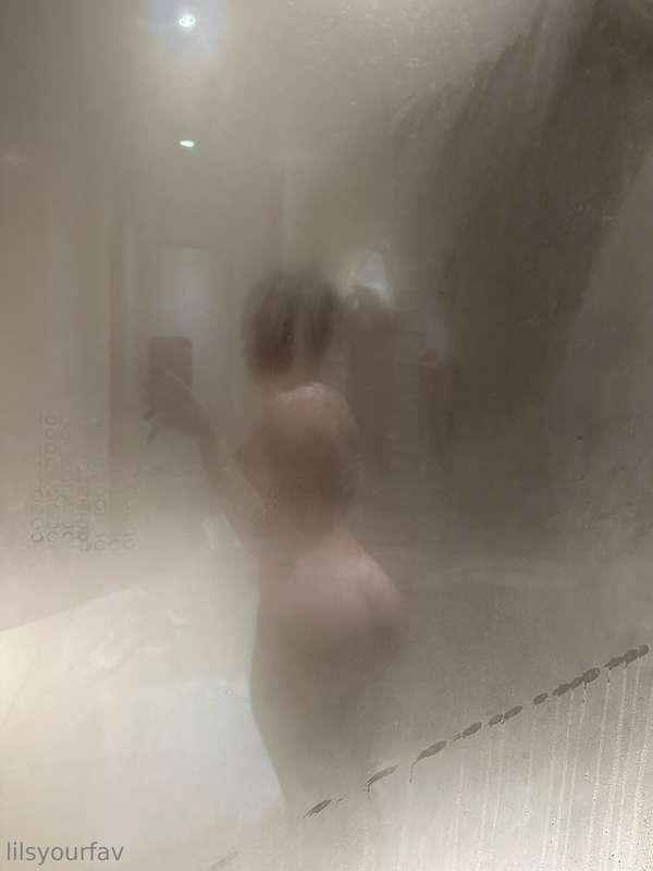 do you like shower pics? 🤩