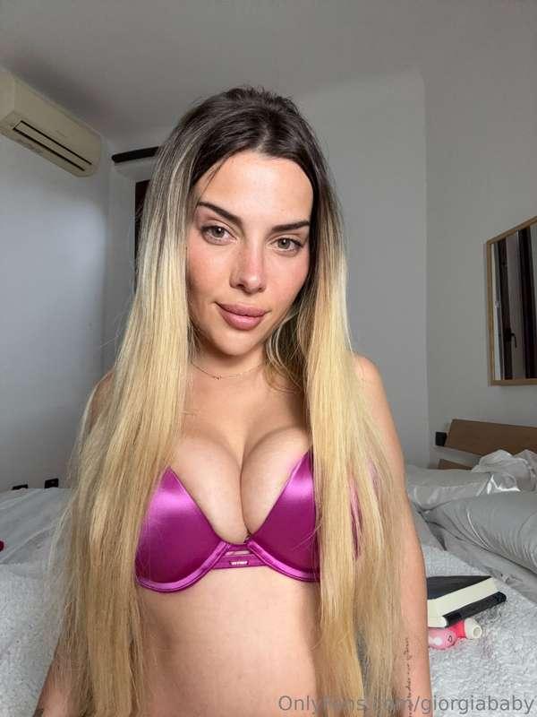 Riesci a vedere il mio giochino preferito?😏