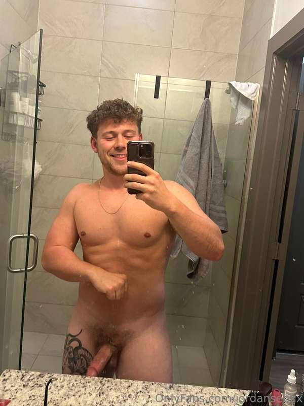 Does my dick look thick in this?