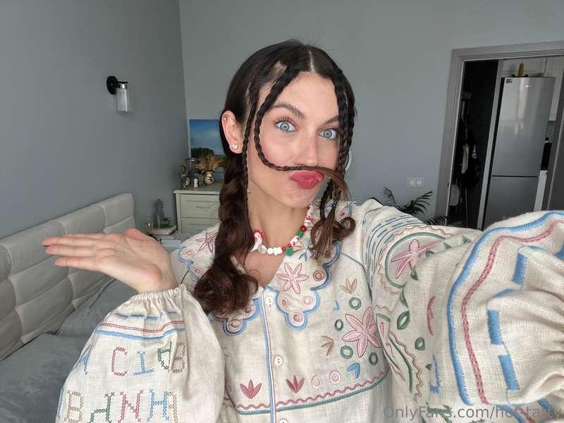 I'm just a funny girl with pigtails and a silly mood🤪🌸🎀 Do y..