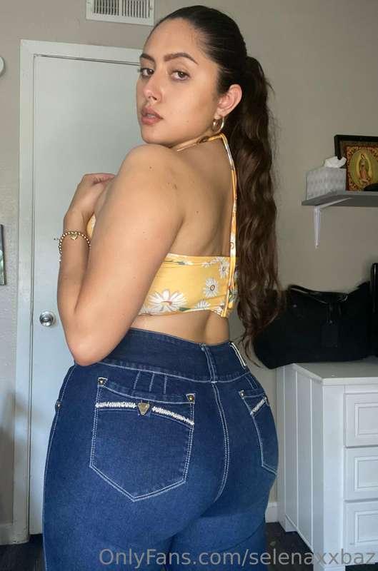 selenaxxbaz image #0