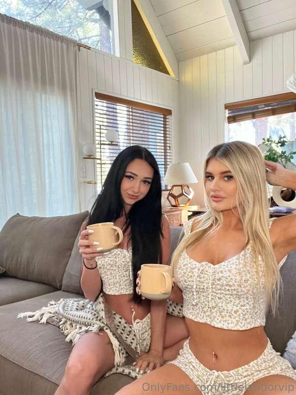 The blonde brunette duo you’ve been dreaming of🥰 @hayleyx3 s..