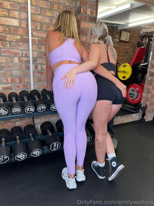 Don't mind us teasing you 😜 We are working on our glutes 🍑