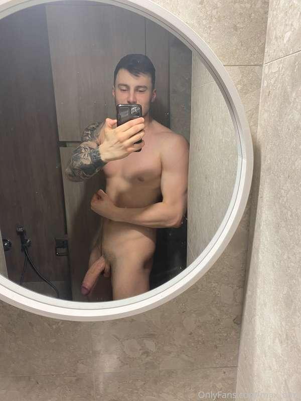 Onlyfans vs Instagram 😈