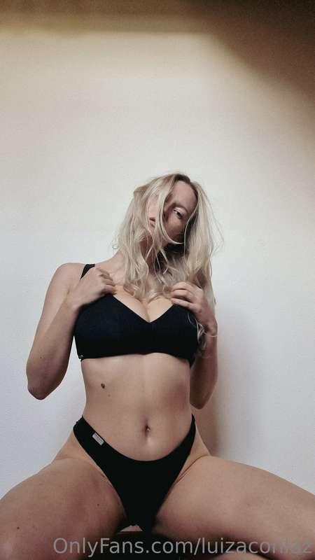 Do you want to see these big boobs outside? then tip $5 and ..