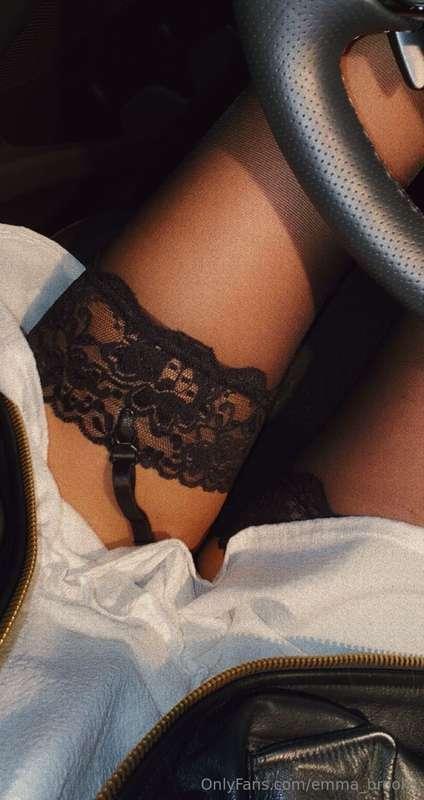 Tattoo ideas flowing 😏💋 Where’s the perfect spot?