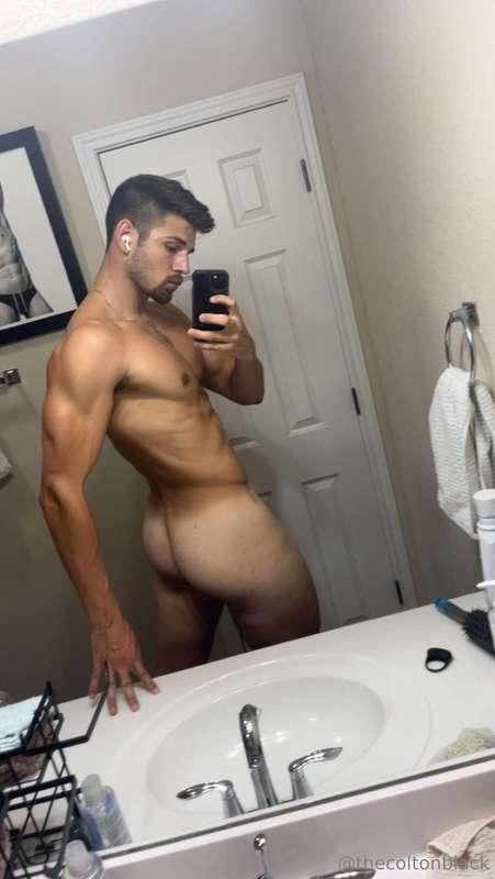 Some buns to start the week off 😈