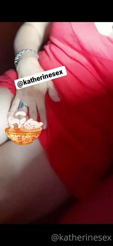 With my kitty 🐱 super hot 🔥ready to show you the best tonigh..