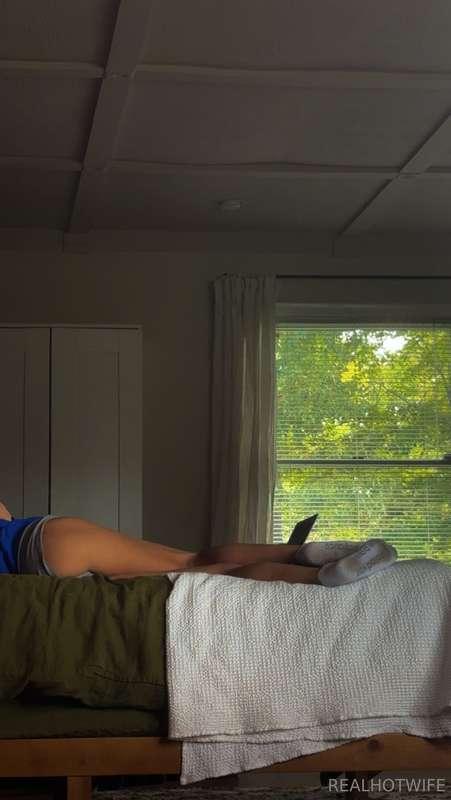 I need a big dick to motivate me to get off my ass and work ..