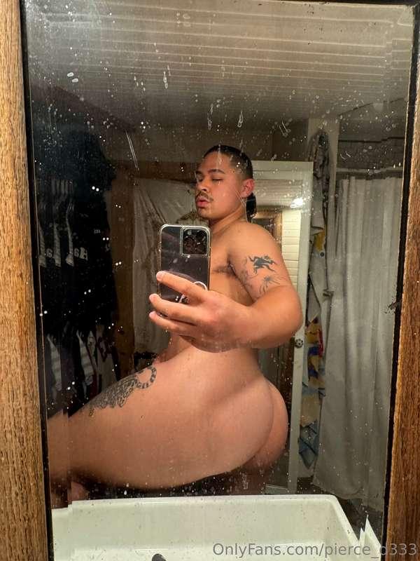 play with my butt alreadyy