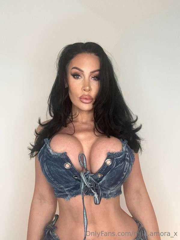 Cum give me a kiss👀
