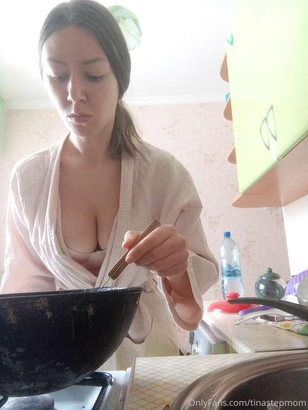 Mommy is cooking you a delicious dinner! what do you think w..