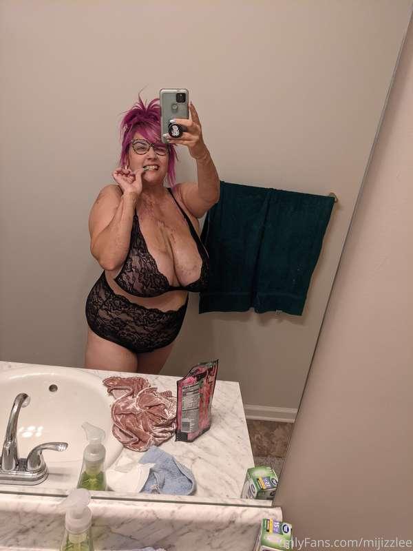 I love the way I look in my new lingerie . You're the best !..