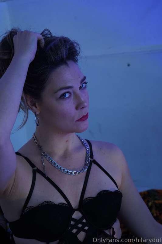 Welcome to my world of Domination! ❤️‍🔥 💣🏳️‍⚧️
Make sure you..