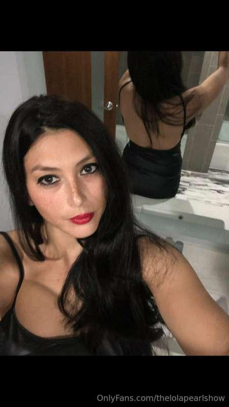A little selfie of me. I will be filming some hot BG scenes ..